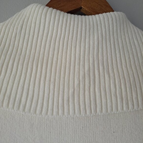 Warm & Cozy Women‎ Cream Medium Turtle Neck Crop Sweater Long Sleeve - Picture 11 of 11